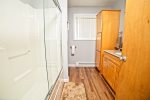 Full Bathroom in Waterville Estates Vacation Home